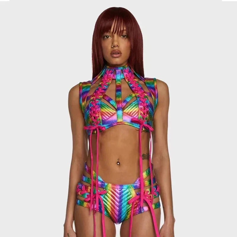 Festival Outfit Frauen queer-festival outfit damen techno-bunt-festival bikini