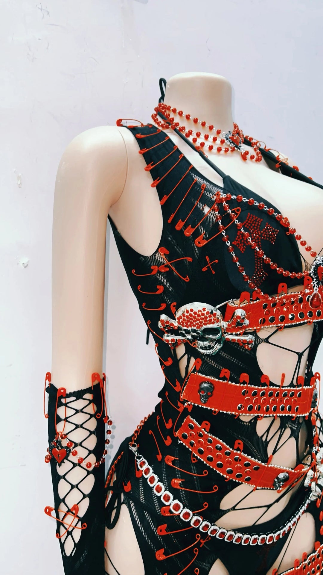 Totenkopfkleid Harajuku Kleid Y2K Kleid Sexy Kleid Einzigartiges Kleid Kreuzkleid Gothic Kleidung Y2K Kleidung Vintage Kleid Y2K Mode Festival Outfits | Techno Shirts | Rave Clothing