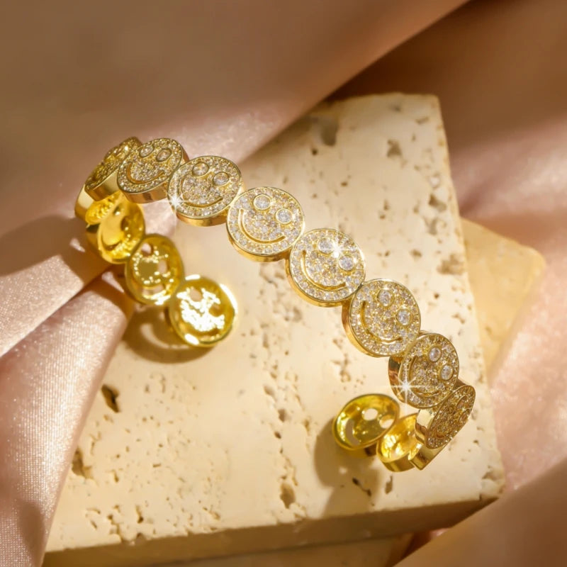 RAKOL Stilvolle Runde Lächeln Smiley Manschette Armreif Kupfer Vergoldet Zirkonia Charme Party Schmuck Für Frauen Männer Geschenke Festival Outfits | Techno Shirts | Rave Clothing