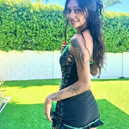 Totenkopf bedruckte Gothic-Minikleider für Damen, Schnürung, Neckholder, sexy Kleider, Slash-Ausschnitt, Y2k-Partykleider, A-Linie, figurbetontes Kleid für Damen Festival Outfits | Techno Shirts | Rave Clothing