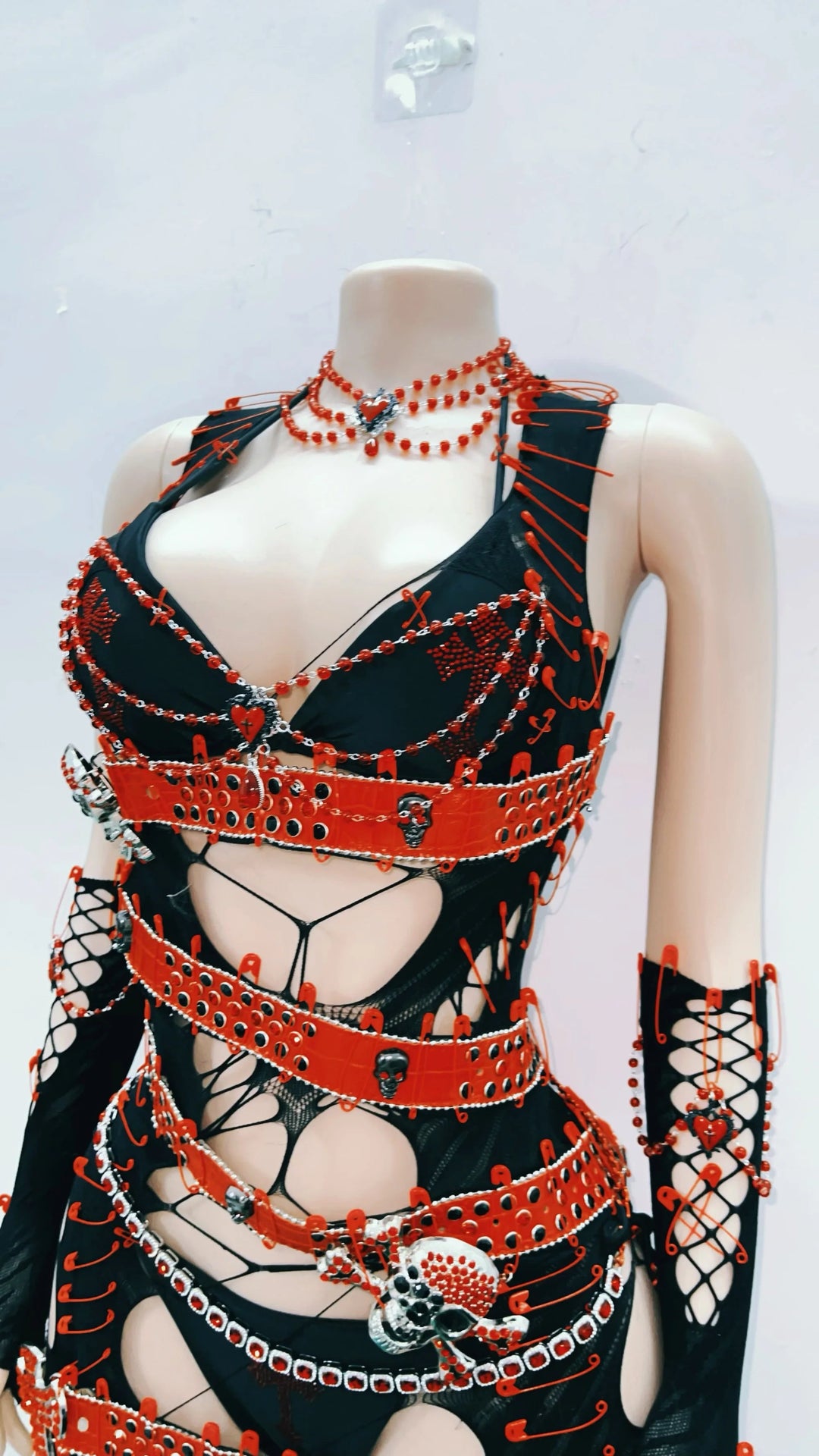 Totenkopfkleid Harajuku Kleid Y2K Kleid Sexy Kleid Einzigartiges Kleid Kreuzkleid Gothic Kleidung Y2K Kleidung Vintage Kleid Y2K Mode Festival Outfits | Techno Shirts | Rave Clothing