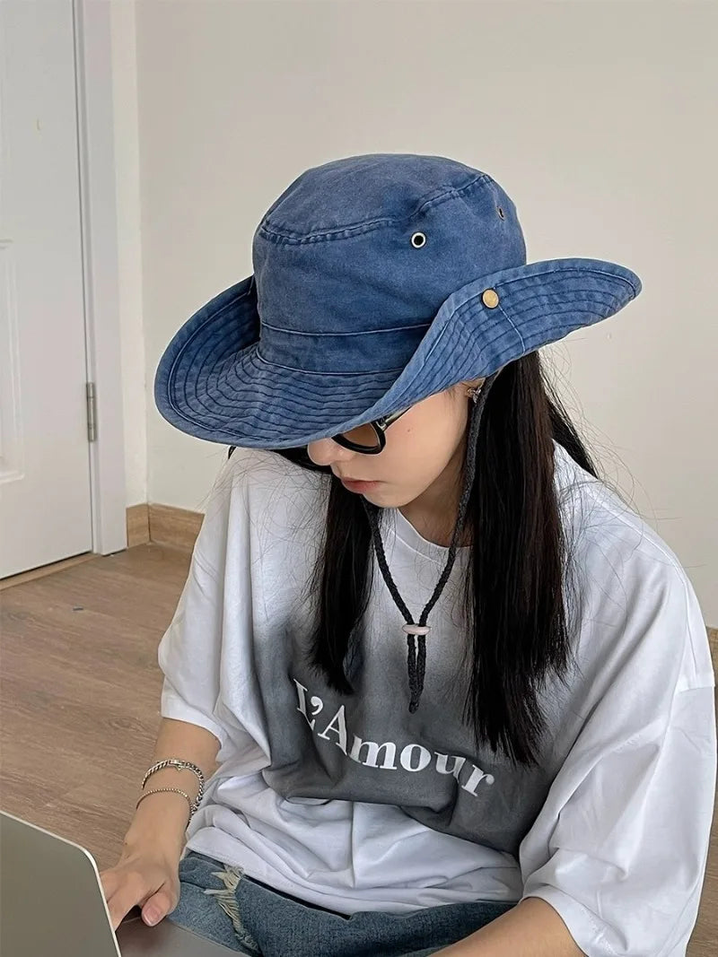 2025 Blaue Cowboy-Wander-Eimerhüte mit Schnur, Herren-Denim-Strand-Sonnenhut für Damen, Outdoor, Paar, Bob, Panama, Sommer-Fischerkappe Festival Outfits | Techno Shirts | Rave Clothing
